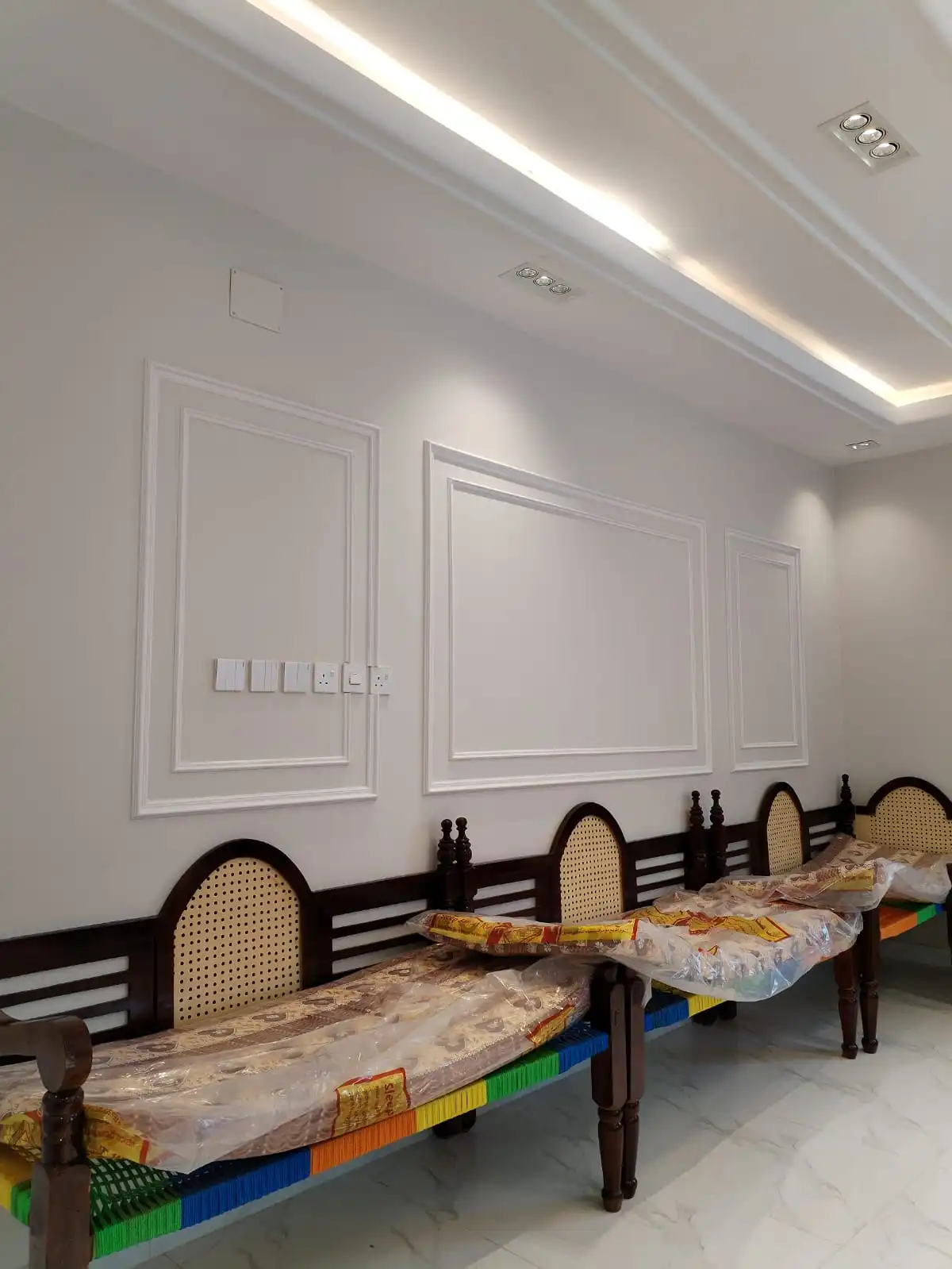 ديكورات وجبس